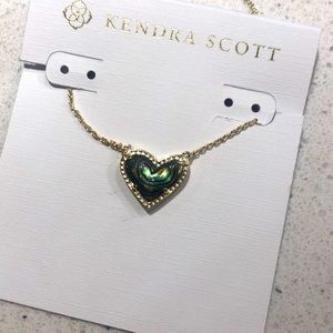 Kendra Scott heart necklace